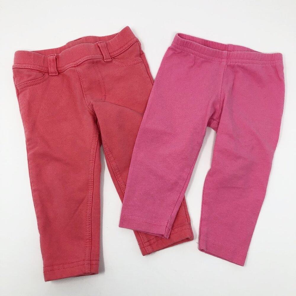 Carter's Baby Girl Set of Two Pants 6M